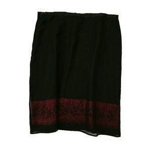 🌹 Liz Claiborne holiday skirt!